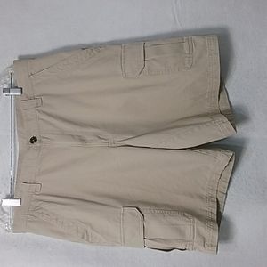 Columbia men's cargo shorts size 36x10